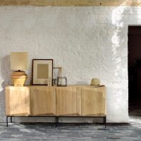 Stairs sideboard oak 4 door lifestyle image
