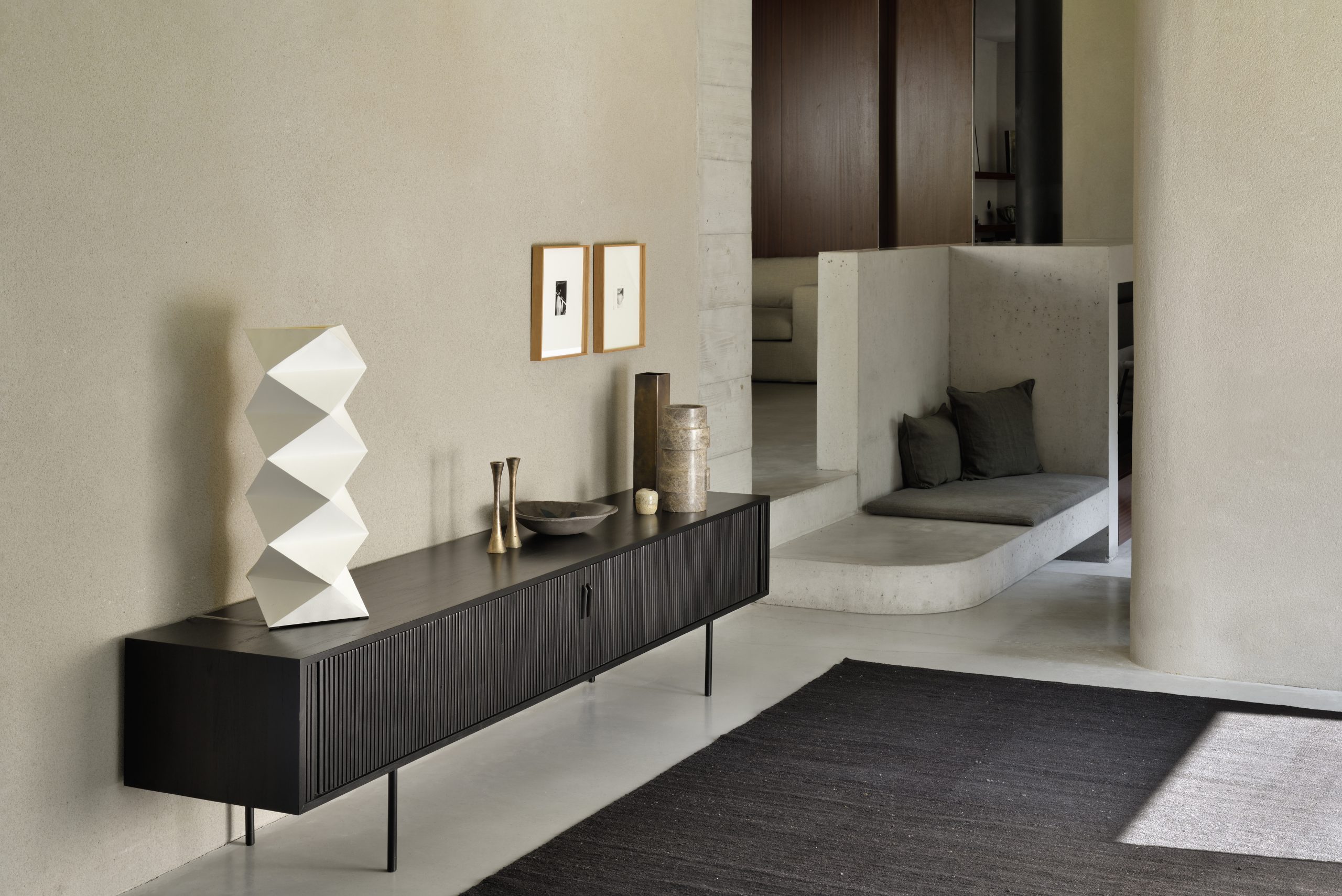 10055_Roller_max_TV_cupboard_teak_dark_brown_wide_21723_rug_HQ